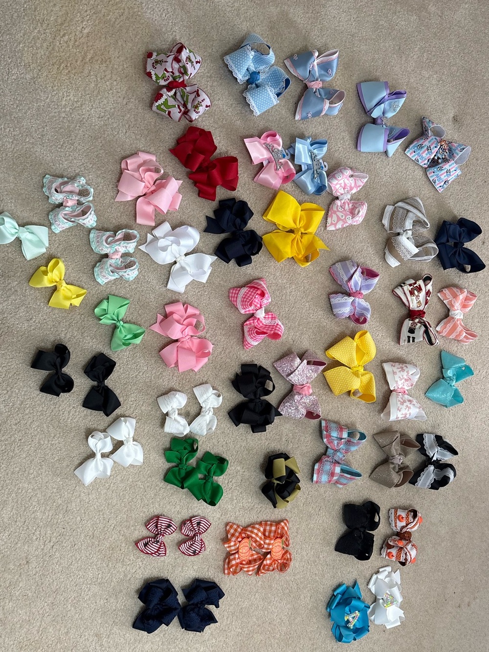 Kids Assorted Hair Bow Set -